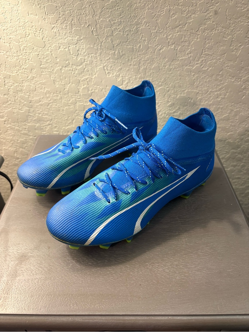 Puma Kids Blue Green Soccer Cleats with White Logo